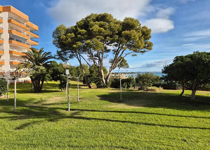 Mediterrani - Primera Linea De Mar Apartment