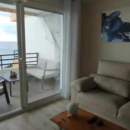 Mediterrani - Primera Linea De Mar Apartment